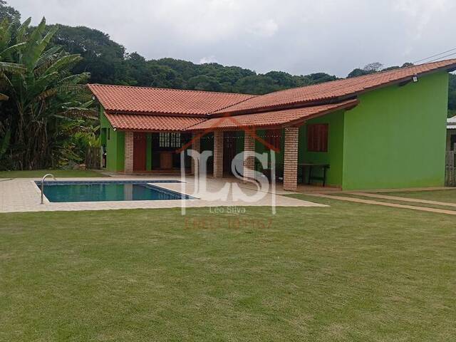 #105 - Casa para Venda em Ibiúna - SP