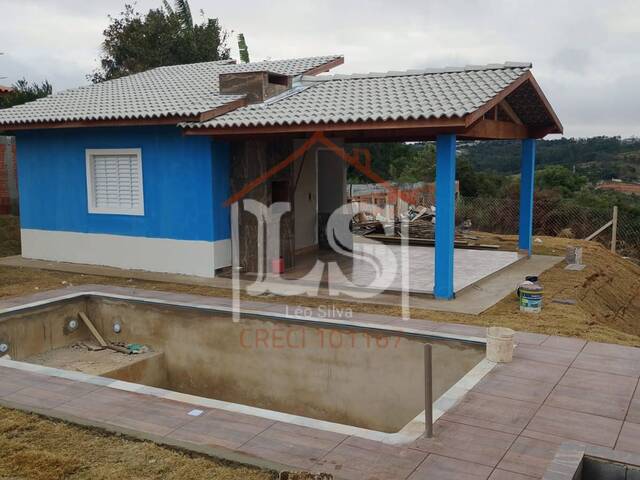 #210 - Casa para Venda em Ibiúna - SP