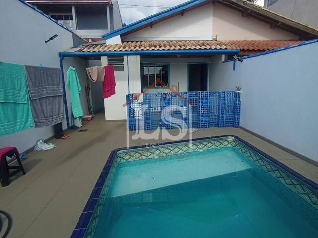 #255 - Casa para Venda em Ibiúna - SP